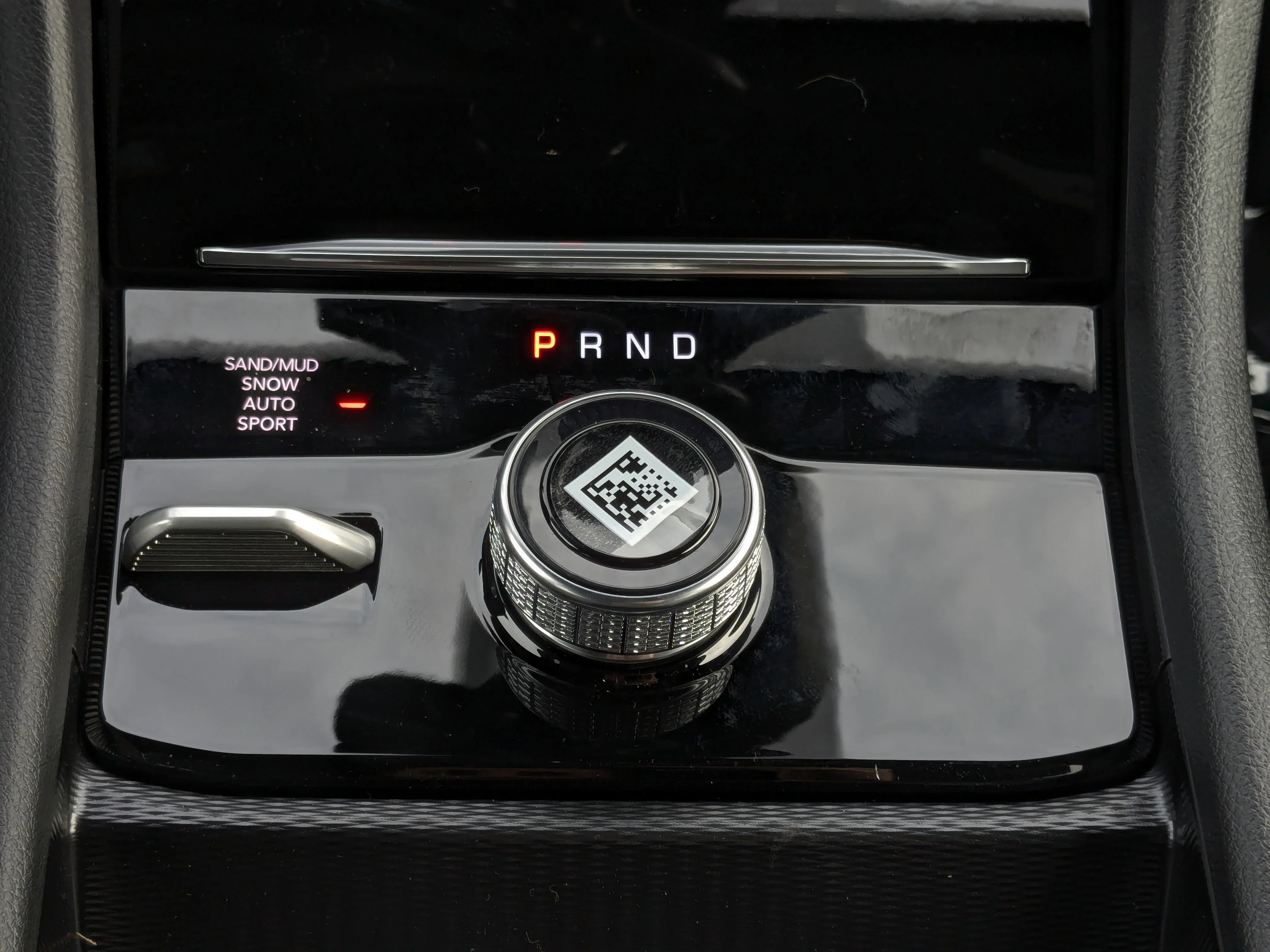 New 2025 Black Jeep Limited - - Luxury Tech II - Black App Pkge - Panoramic Sunroof & Tons More! image 25