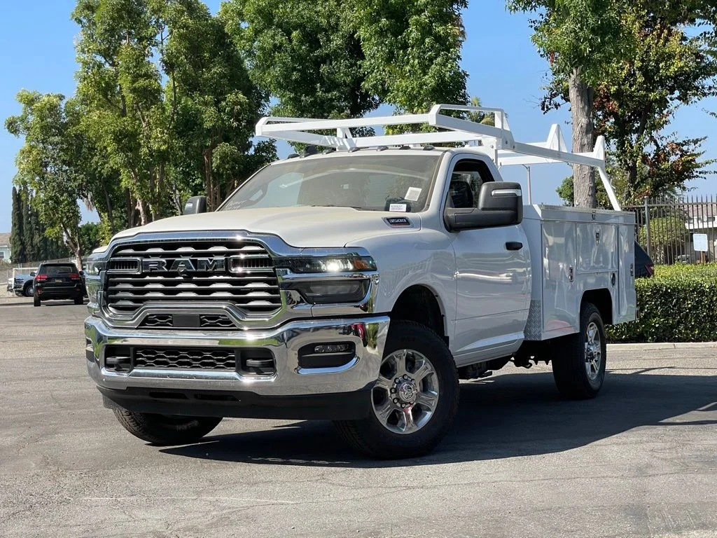 2025 RAM Ram 3500 Chassis Cab