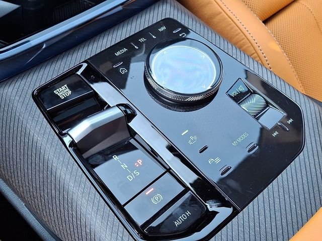 New 2026 Black Sapphire Metallic BMW M50 xDrive image 13
