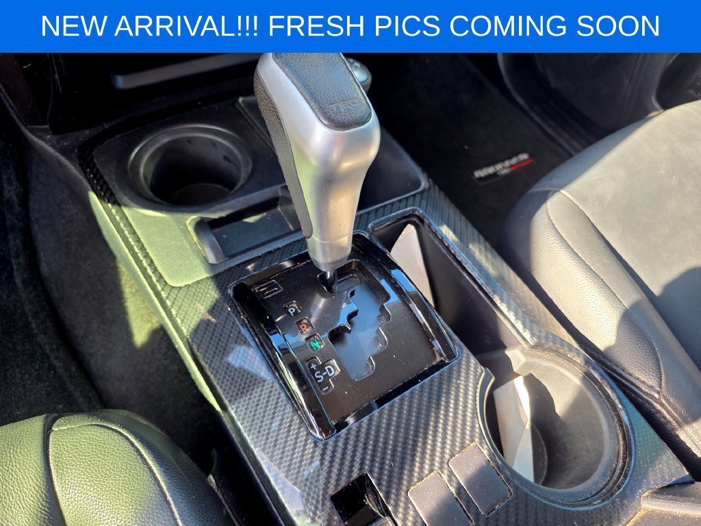 Used 2019  Toyota SR5 image 11