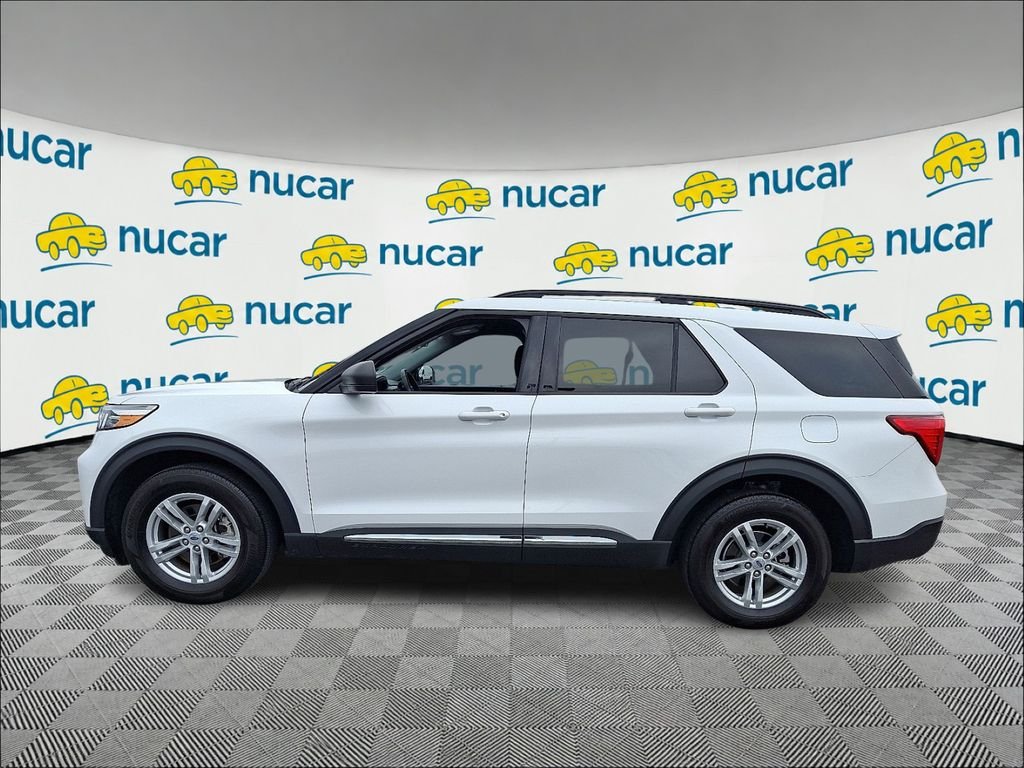 Used 2023 White Ford XLT image 4