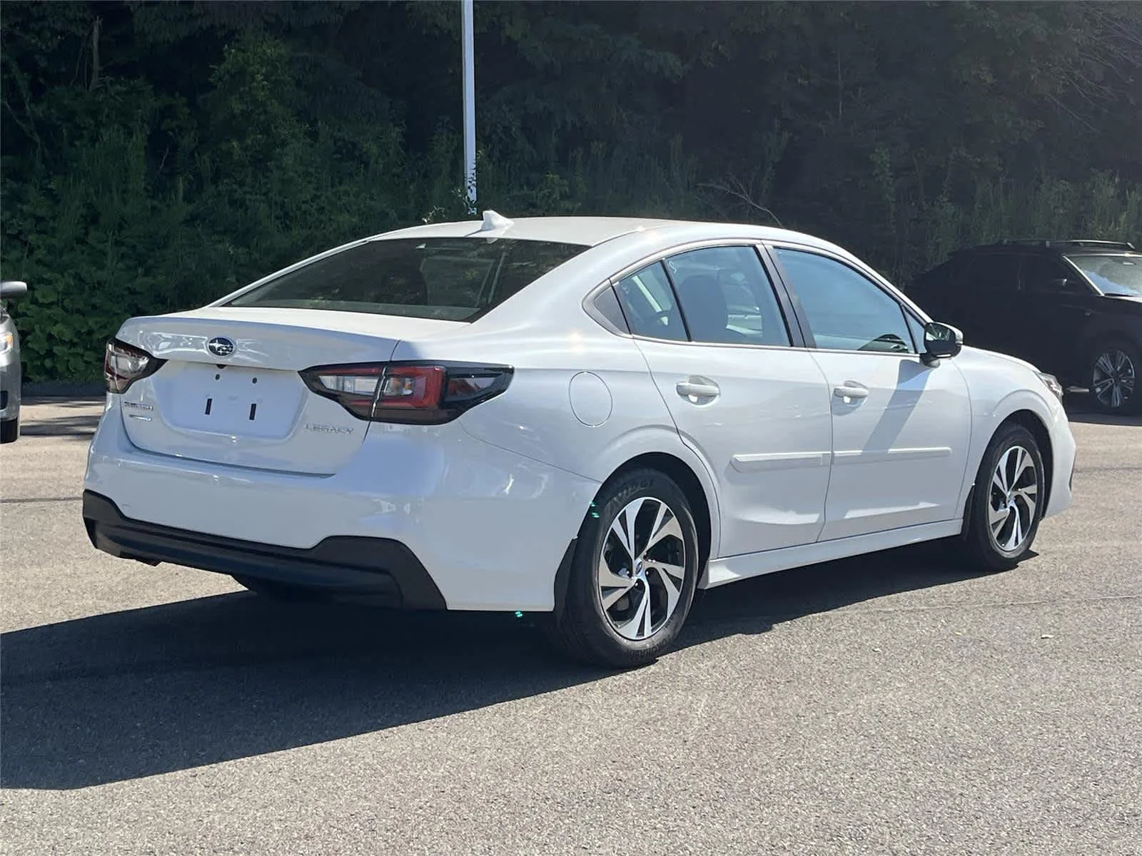 Certified Used 2025 Crystal White Pearl Subaru Premium image 5