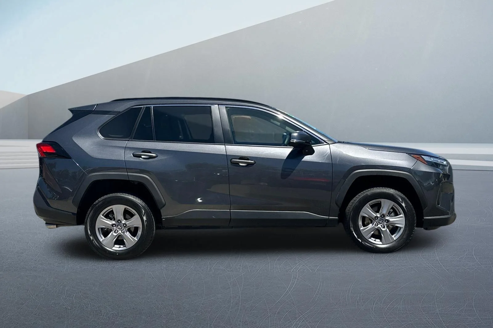 Used 2025 Gray Toyota XLE image 3