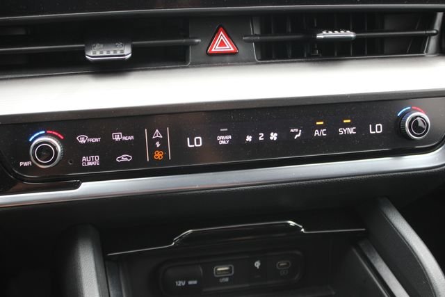 Used 2025 Gray Kia EX image 9