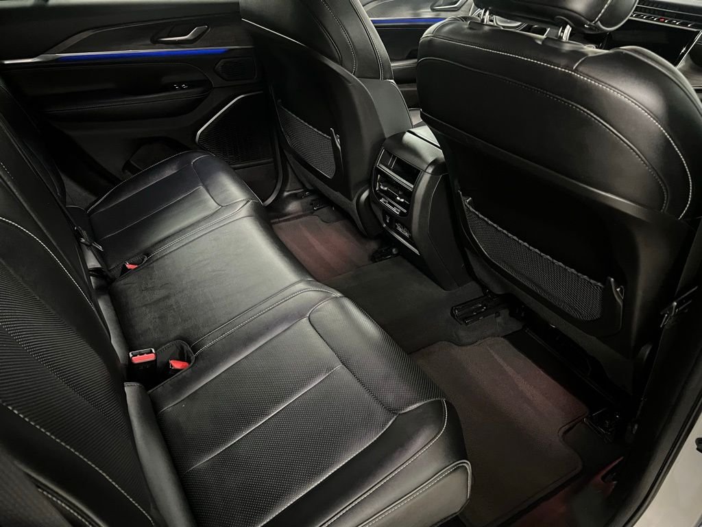 2023 Jeep Grand Cherokee Overland - Photo 60