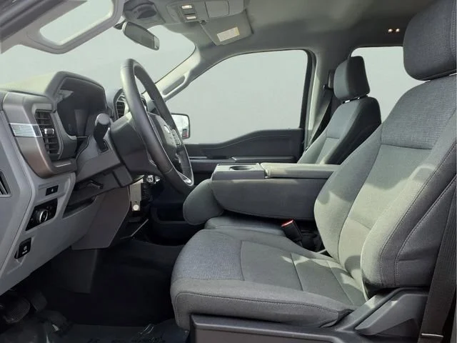 Used 2025  Ford XLT image 22
