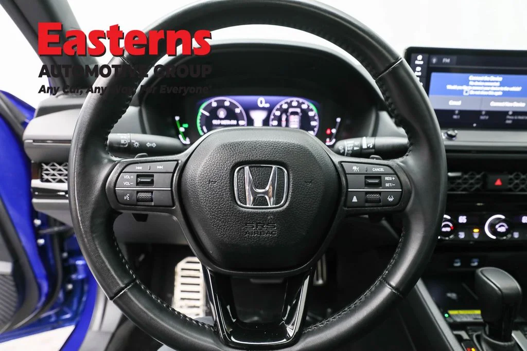 Used 2025 Blue Honda Sport-L image 10