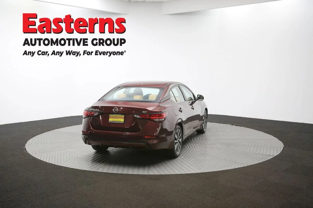 Used 2022 Red Nissan SV image 39