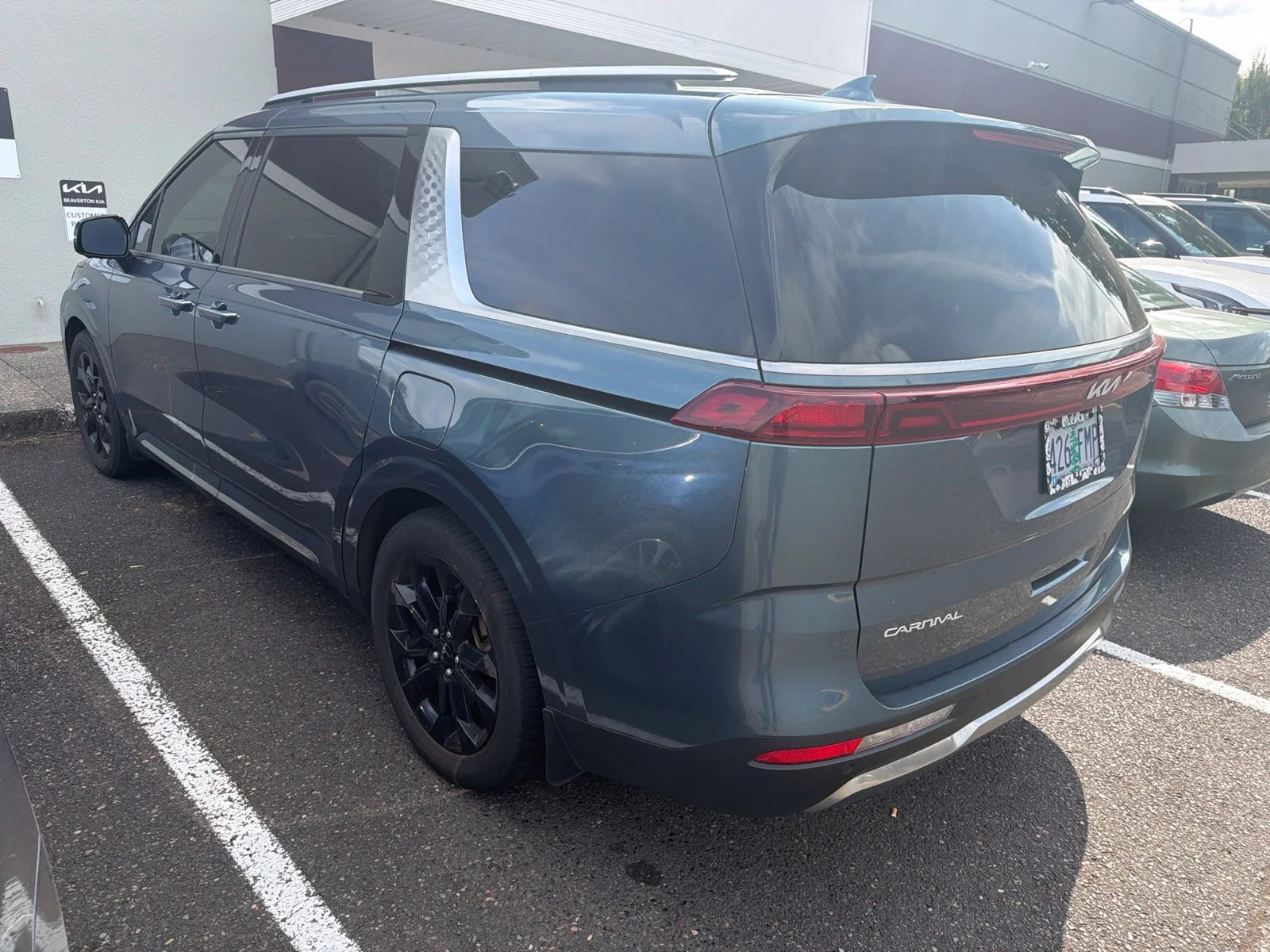 Used 2024 Blue Kia SX image 2