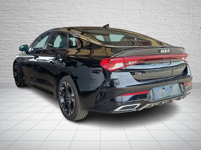 Used 2022 Black Kia GT-Line image 2