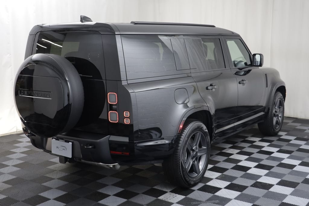 New 2026 Santorini Black LAND ROVER X-Dynamic SE image 20