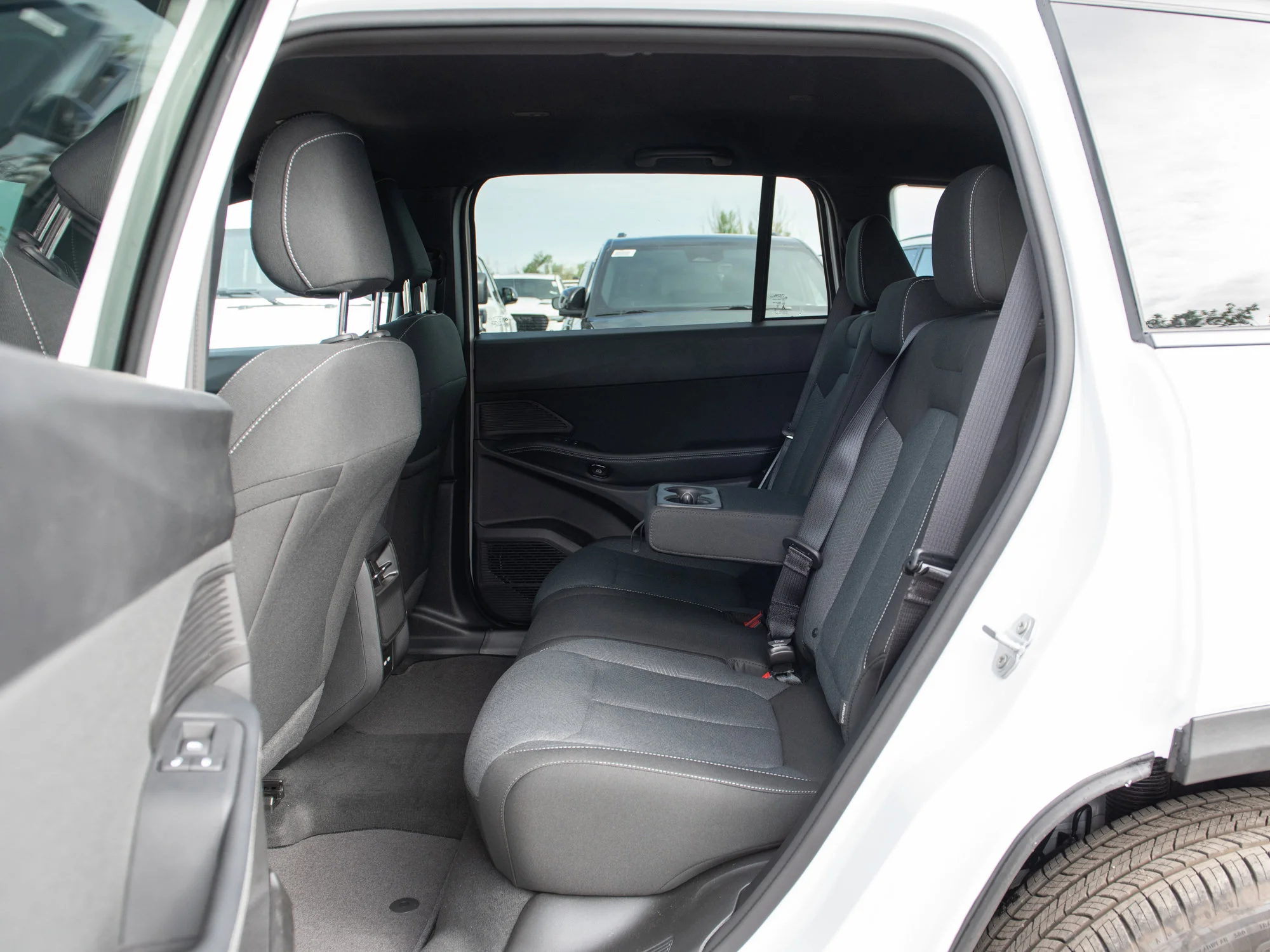 New 2026 White Jeep Laredo * Hybrid image 19