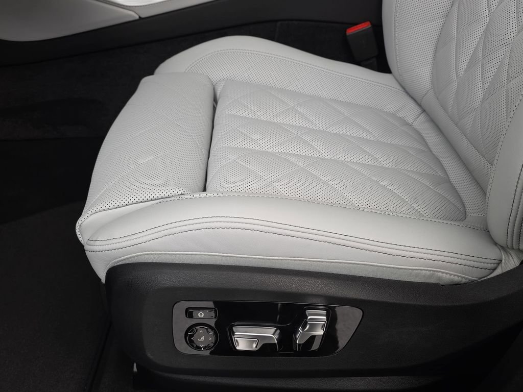 2026 BMW X6 40i - Photo 28