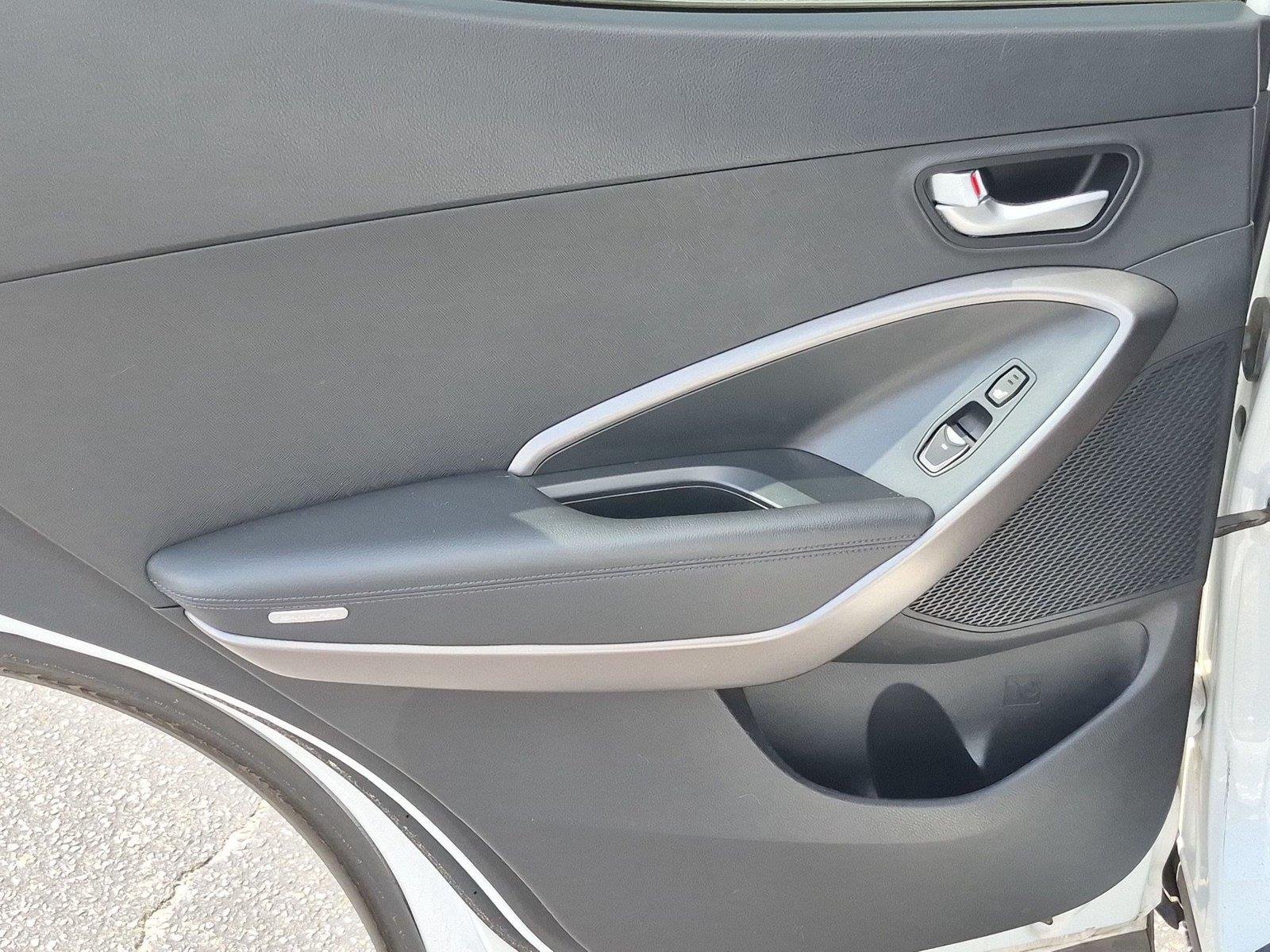 Used 2013 Frost White Pearl Hyundai 2.0T Sport image 30