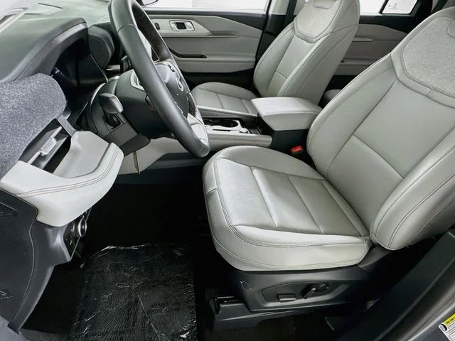 New 2026 Ford Explorer Active
