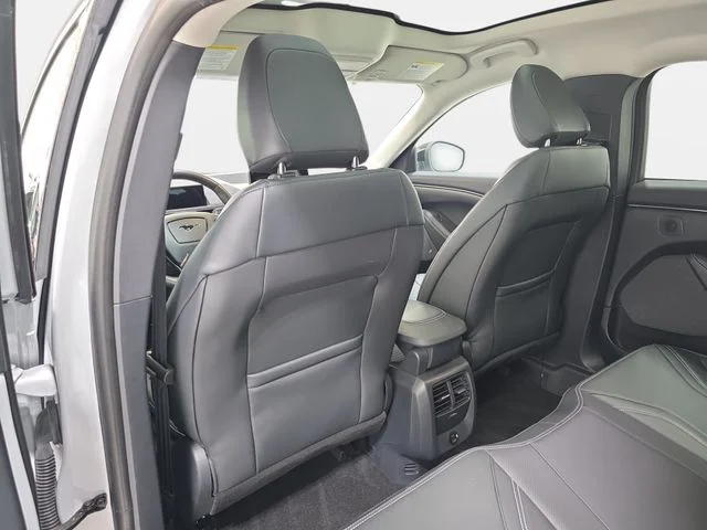 Used 2023 Space White Metallic Ford Premium image 10
