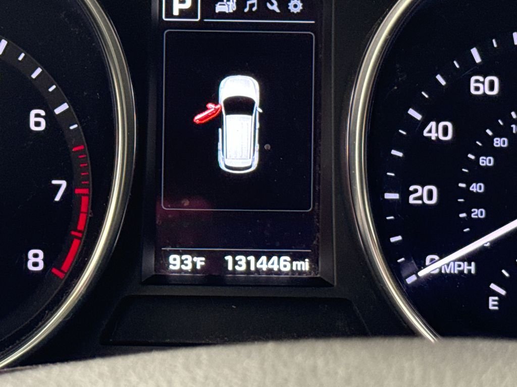 Used 2018 Black Hyundai 2.4 Base image 32