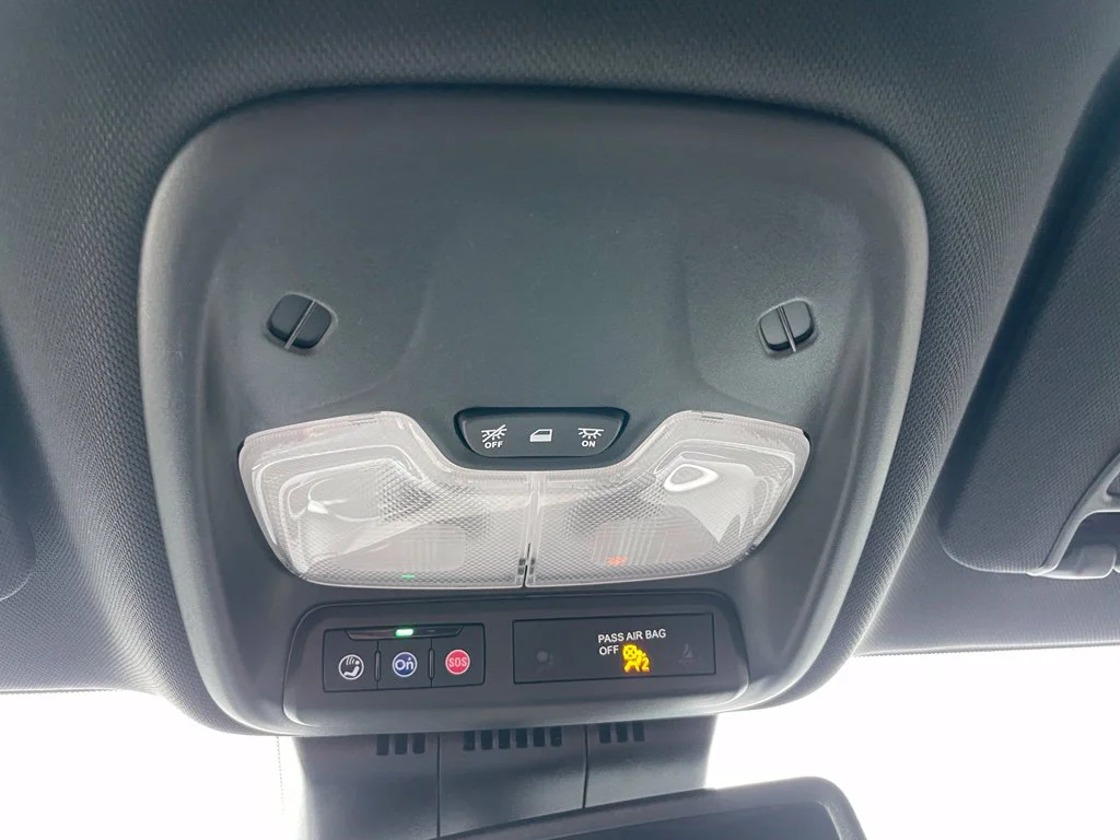 Used 2023 Blue Metallic GMC Elevation image 40