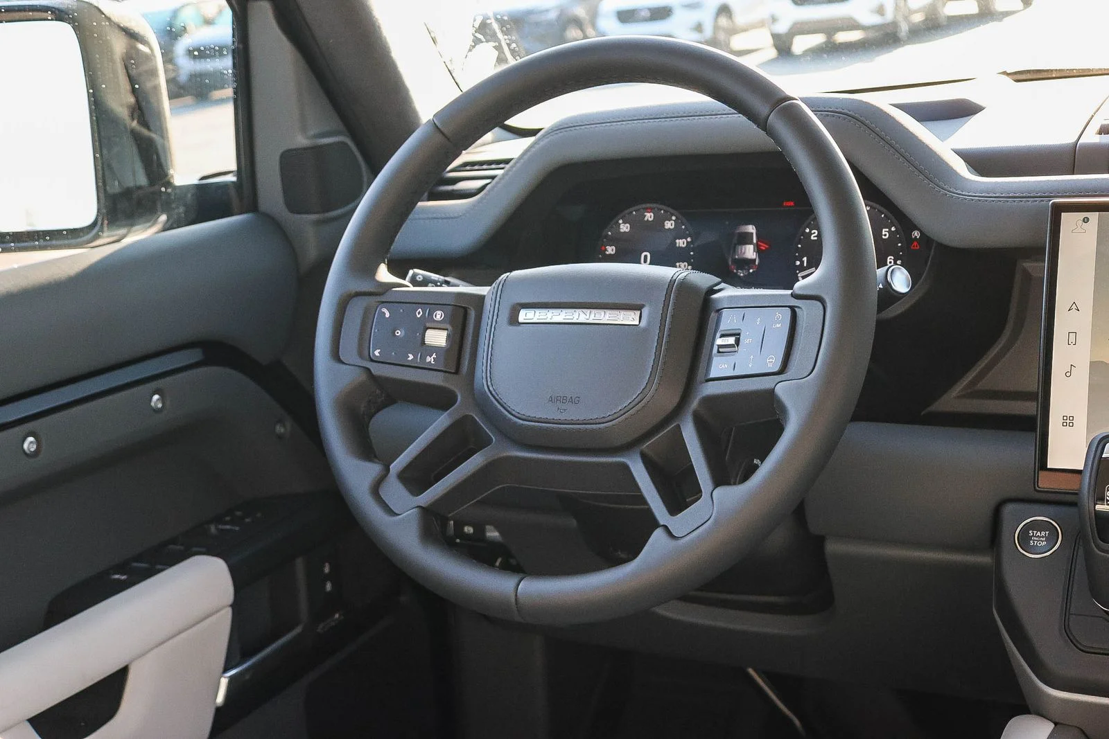 New 2026 Santorini Black Land Rover X image 23