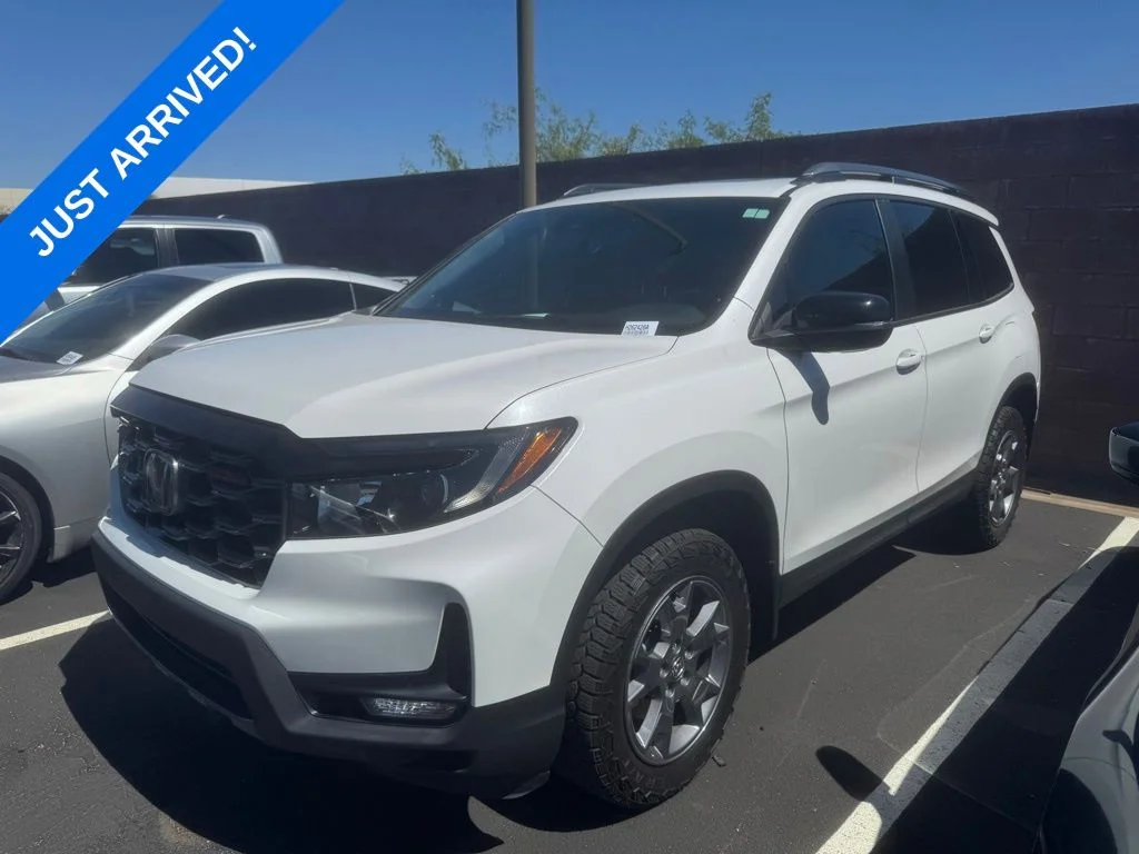 2024 Honda Passport 3.5 TrailSport 4WD Auto's photo
