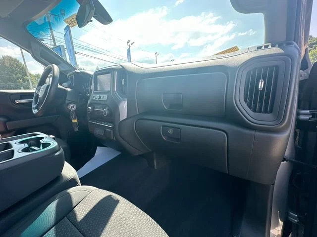 Used 2020 Gray Chevrolet Custom image 31