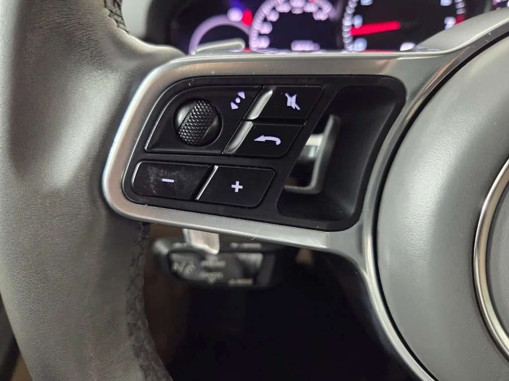Used 2023 Chalk Porsche Platinum Edition image 18