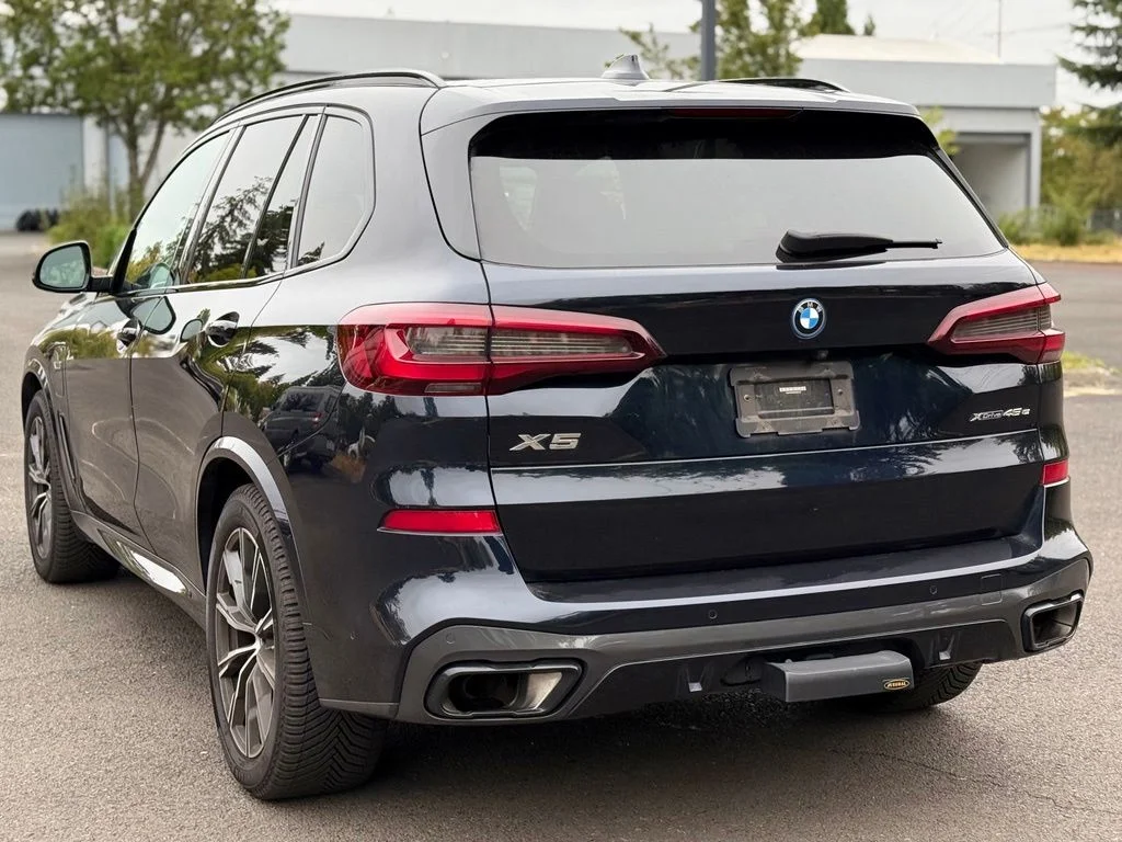 Used 2023 Black BMW xDrive45e image 3