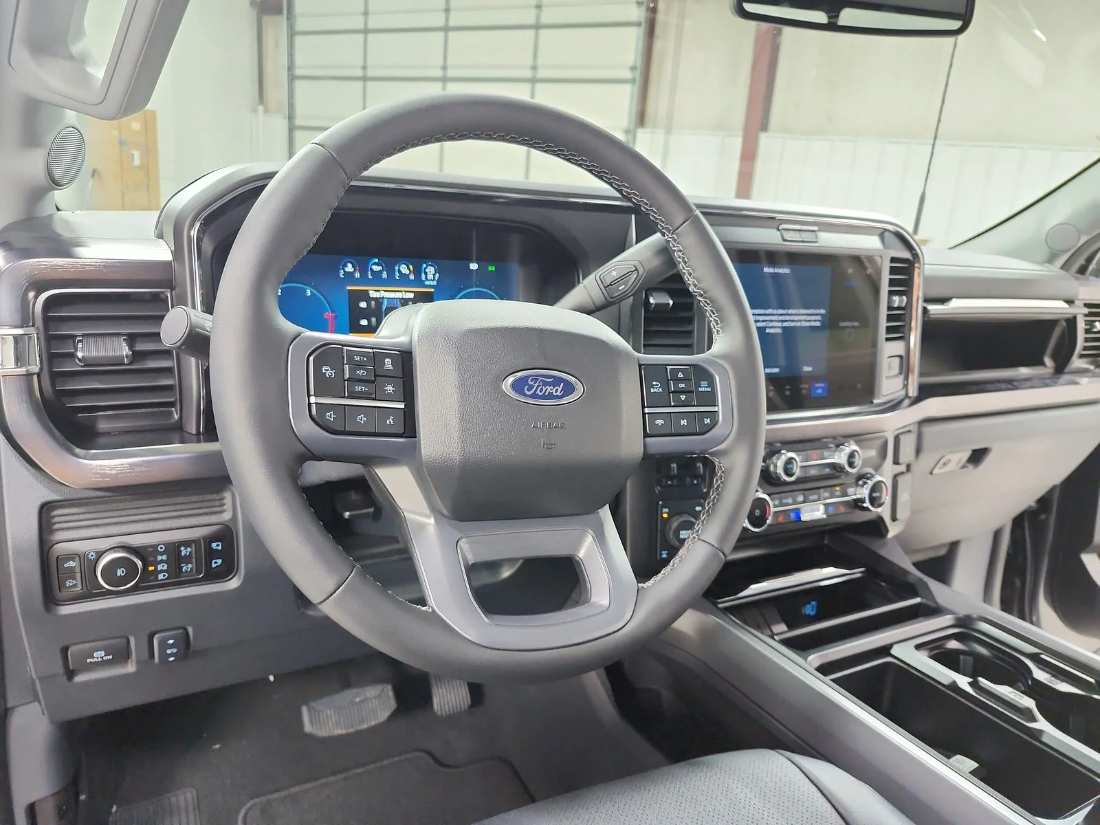 New 2026 Carbonized Gray Metallic Ford F-250® Lariat® image 18
