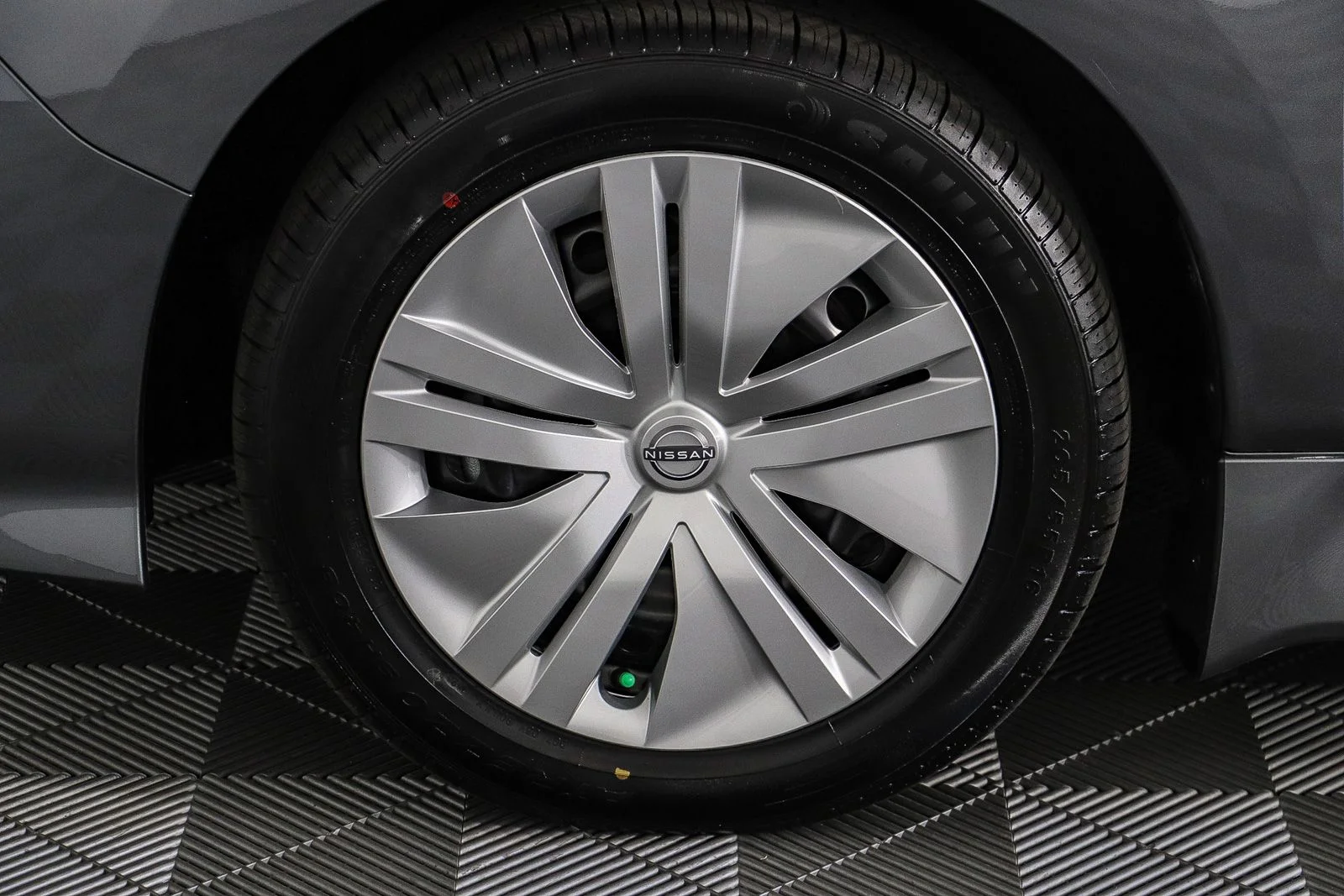 Used 2025 Gray Nissan S image 11