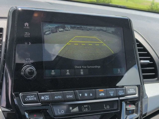 Used 2020  Honda EX-L image 23