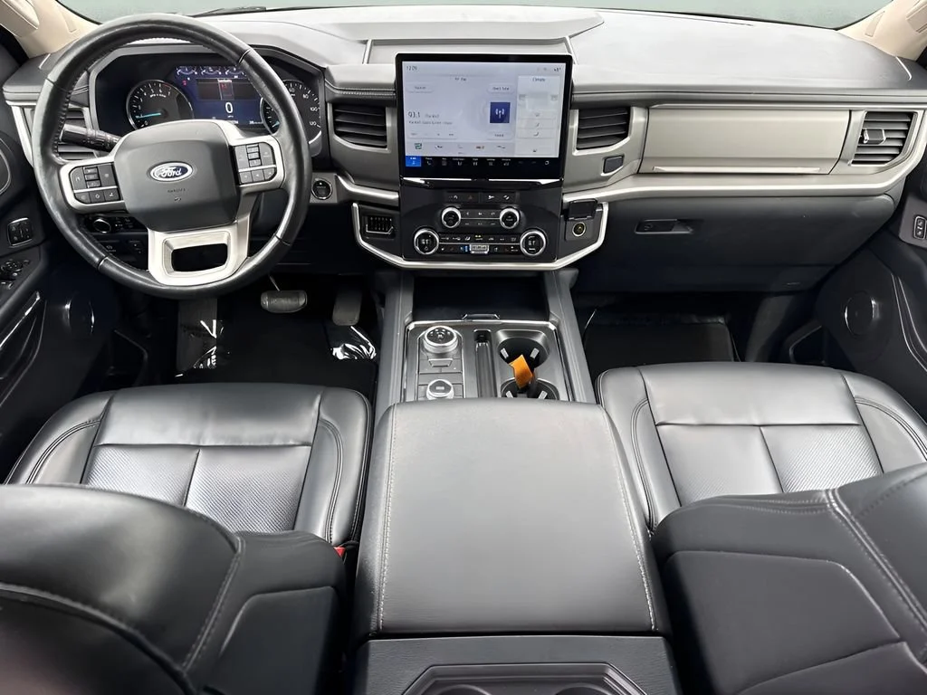 Used 2024 Black Ford XLT image 15