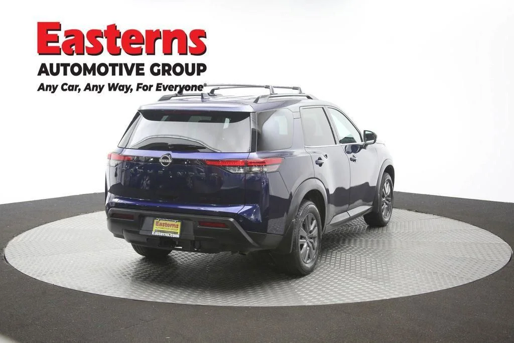 Used 2023 Blue Nissan SV image 43