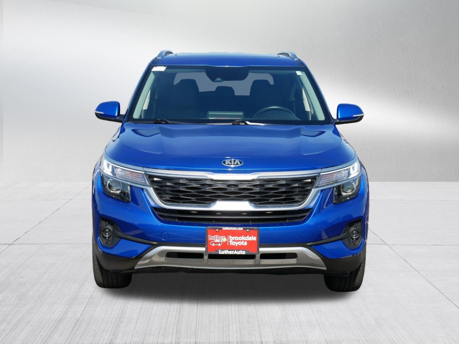 Used 2021 Kia Seltos EX with VIN KNDERCAA9M7097720 for sale in Brooklyn Center, Minnesota
