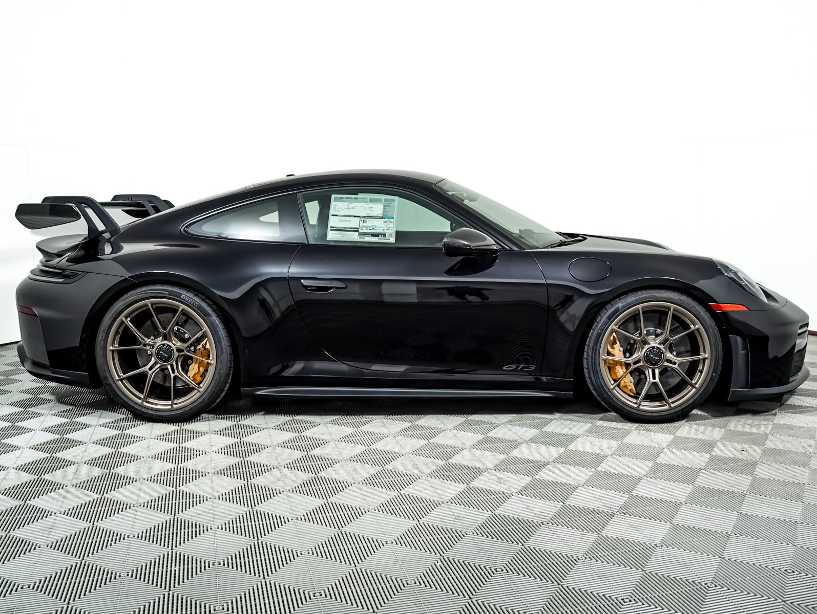New 2026 JET BLACK MET Porsche GT3 image 9