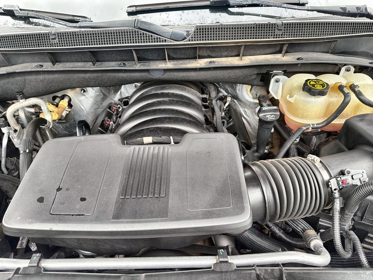 Used 2022 Summit White Chevrolet LT image 25