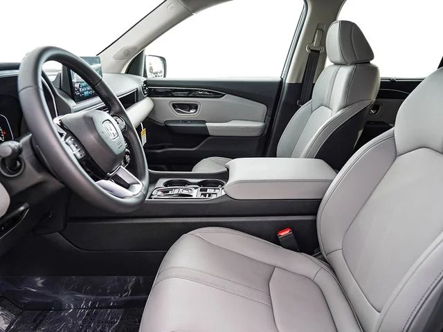 2025 Honda Pilot EX-L - Photo 11