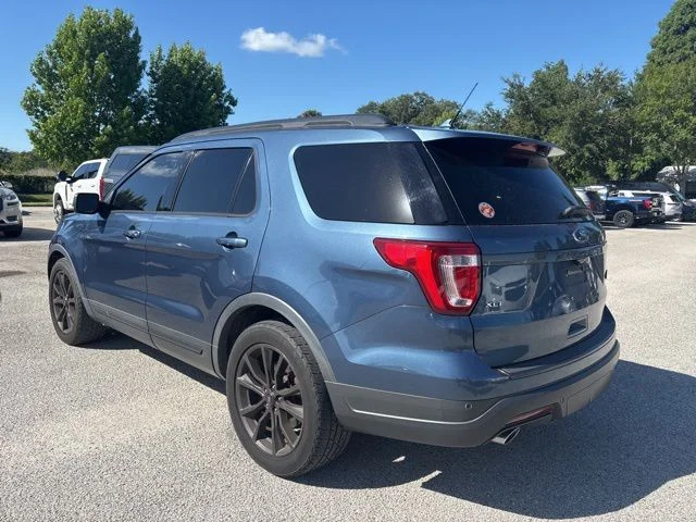 Used 2019 Blue Ford XLT image 7