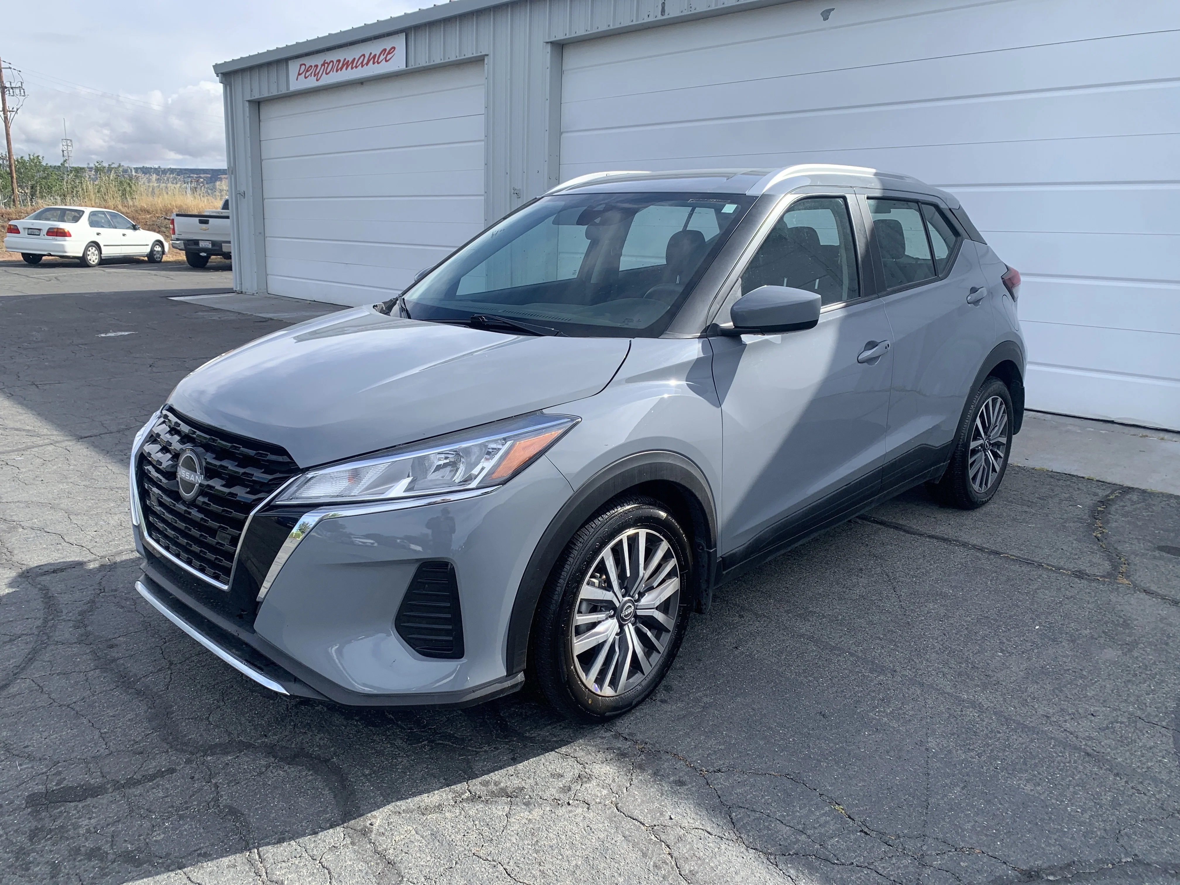 2023 Nissan Kicks 1.6 SV's photo