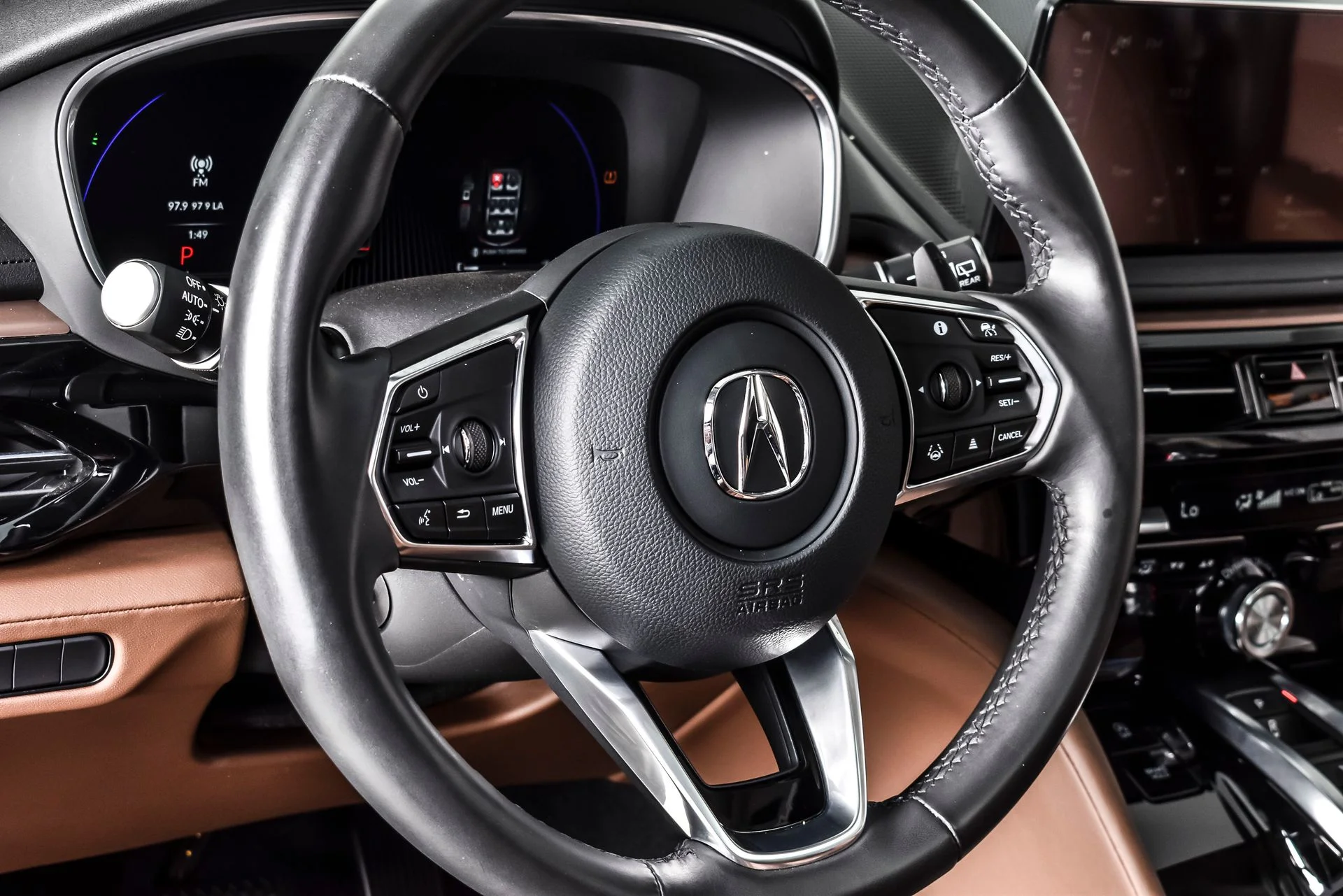 Used 2025 Majestic Black Pearl Acura Technology Package image 13