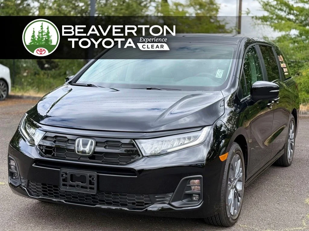 Used 2025  Honda Touring image 1