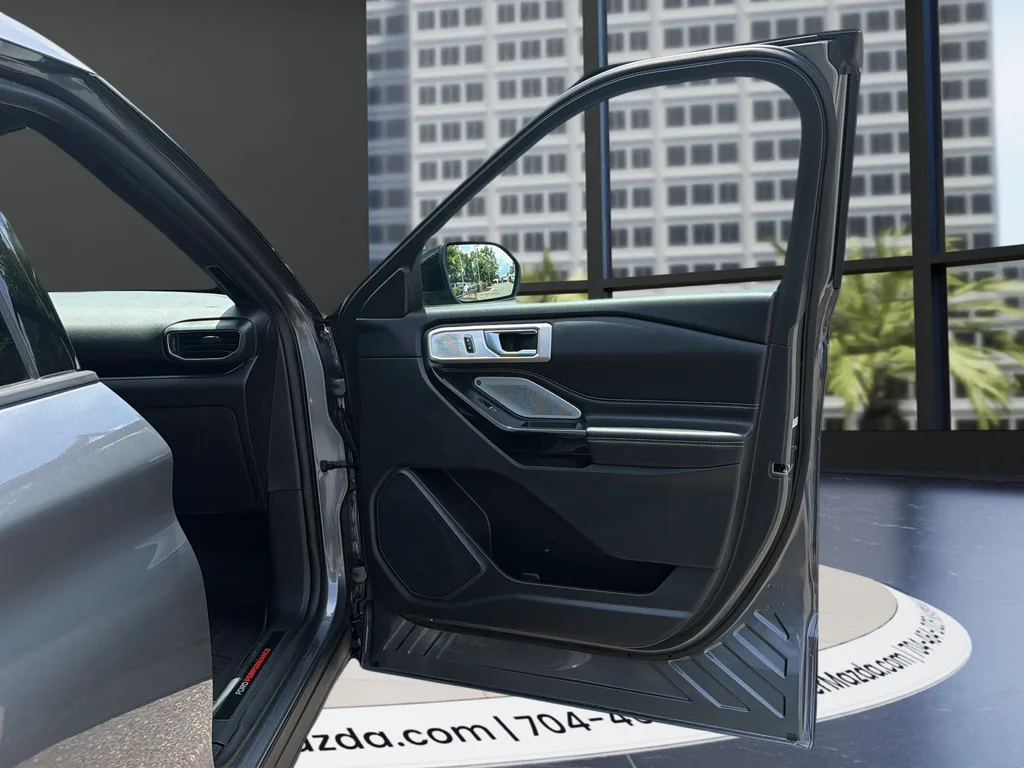 Used 2021 Gray Metallic Ford ST image 23