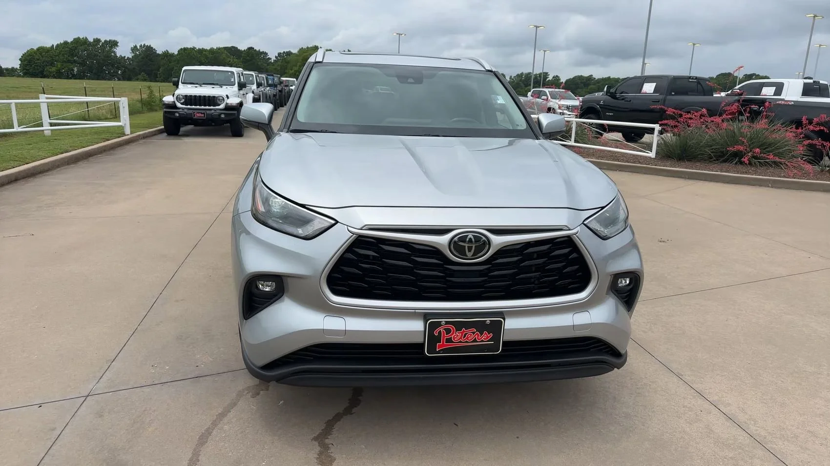 Used 2023 Celestial Silver Metallic Toyota XLE image 4