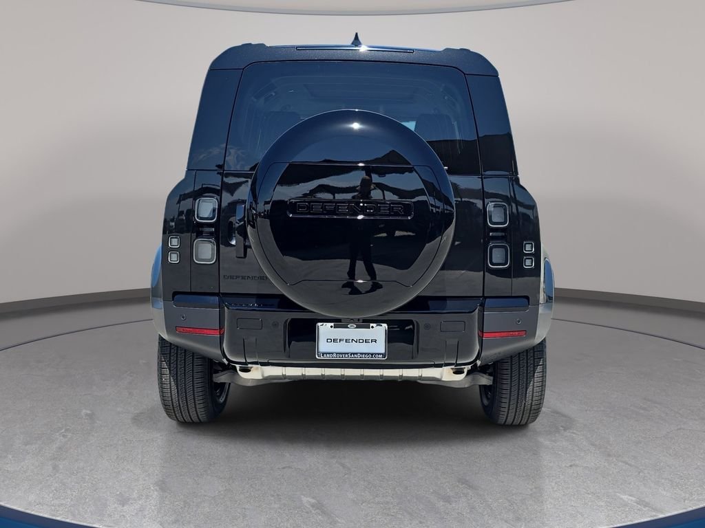 New 2026 Santorini Black LAND ROVER S image 6