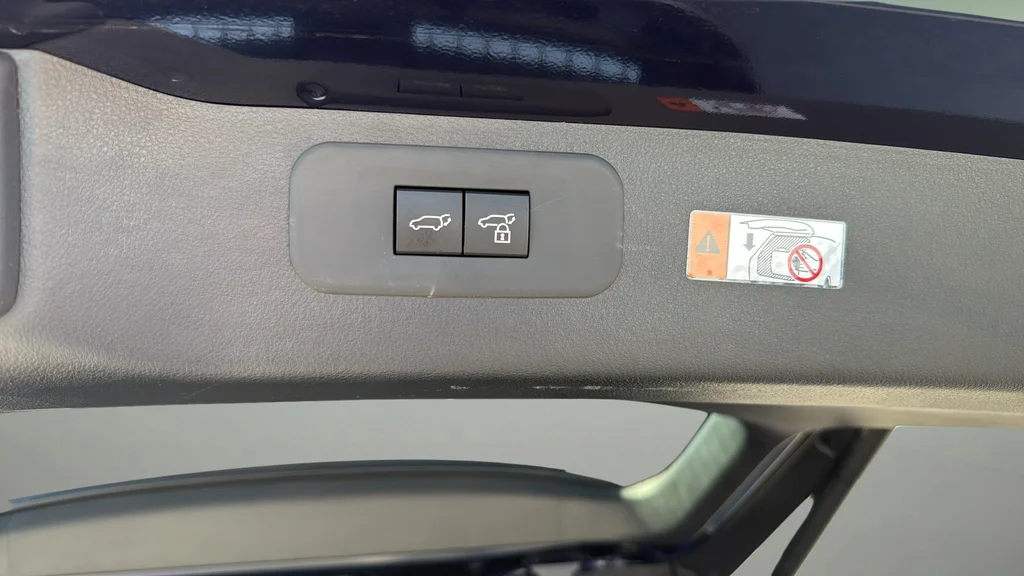 Used 2026  Lexus 500h F SPORT Performance Premium image 27