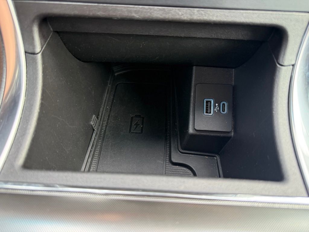 Used 2023 Silver Ford Titanium image 30