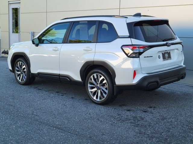 Used 2025 Crystal White Pearl Subaru Touring image 3