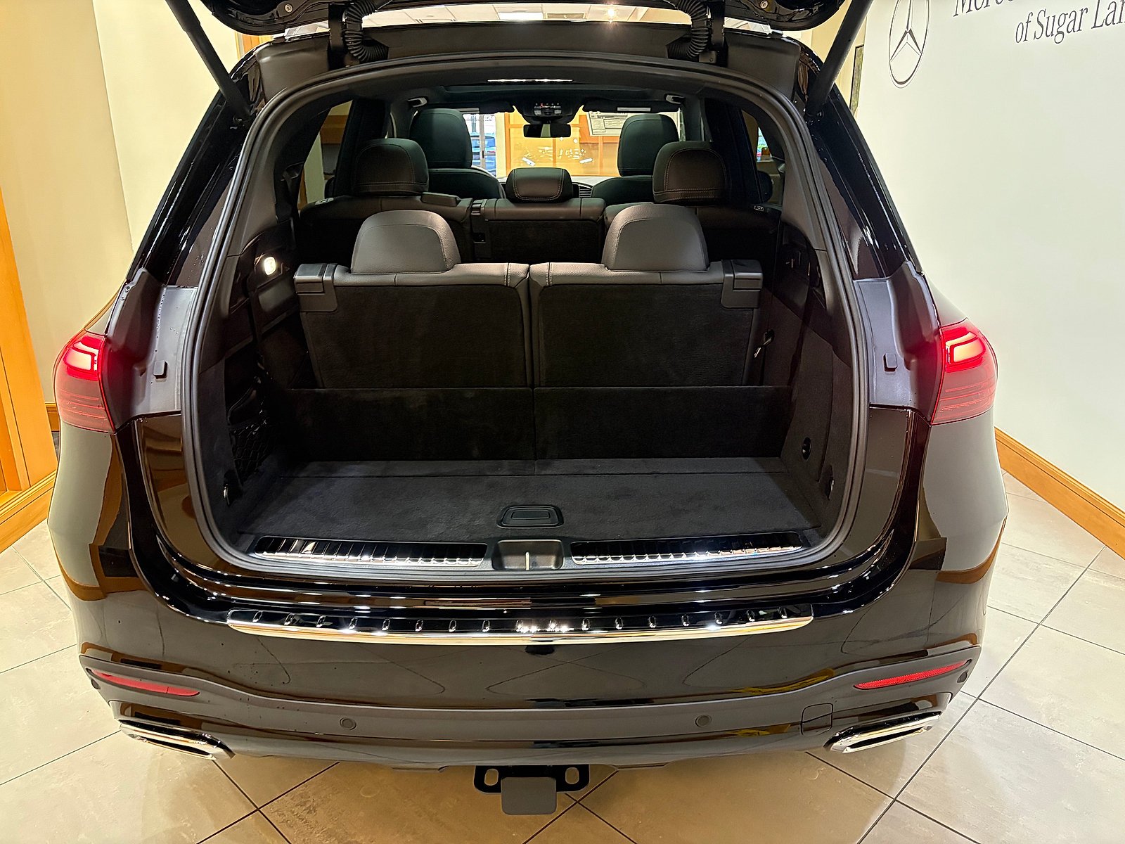 New 2026 Obsidian Black Metallic Mercedes-Benz 4MATIC® image 63