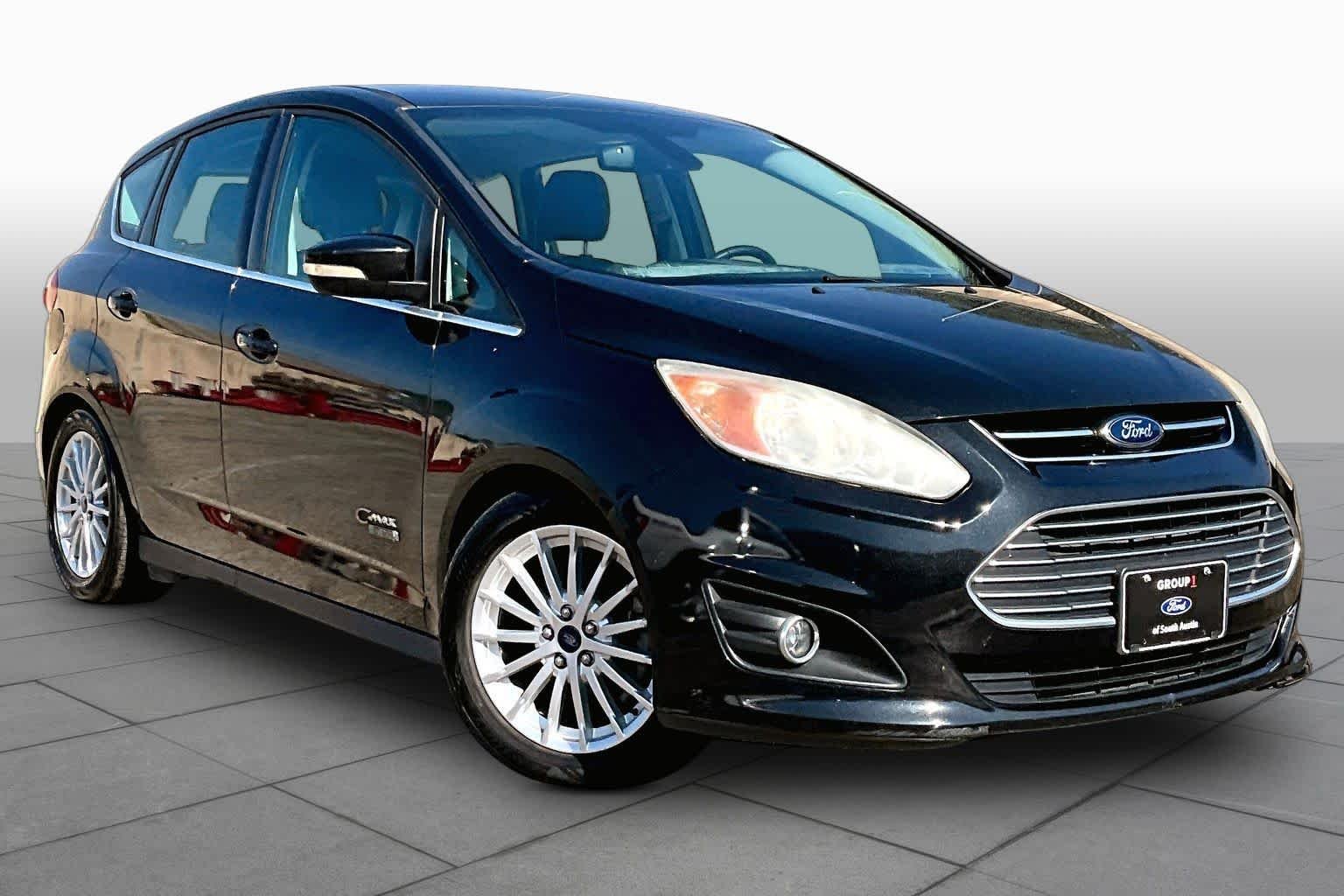 Used 2014 Tuxedo Black Metallic Ford SEL image 3
