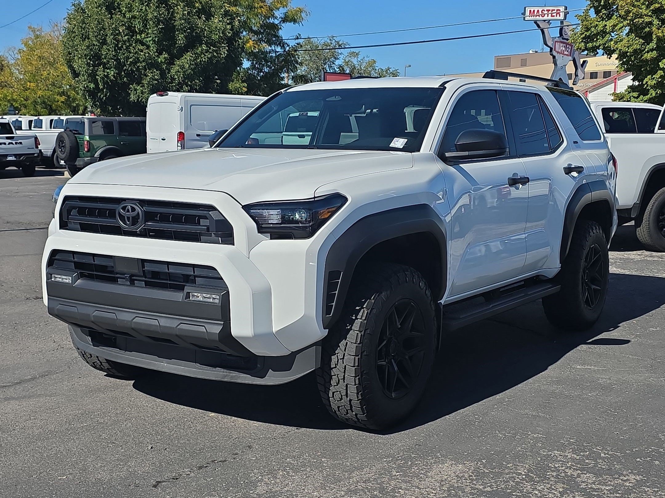 Used 2025 Ice Toyota SR5 image 9