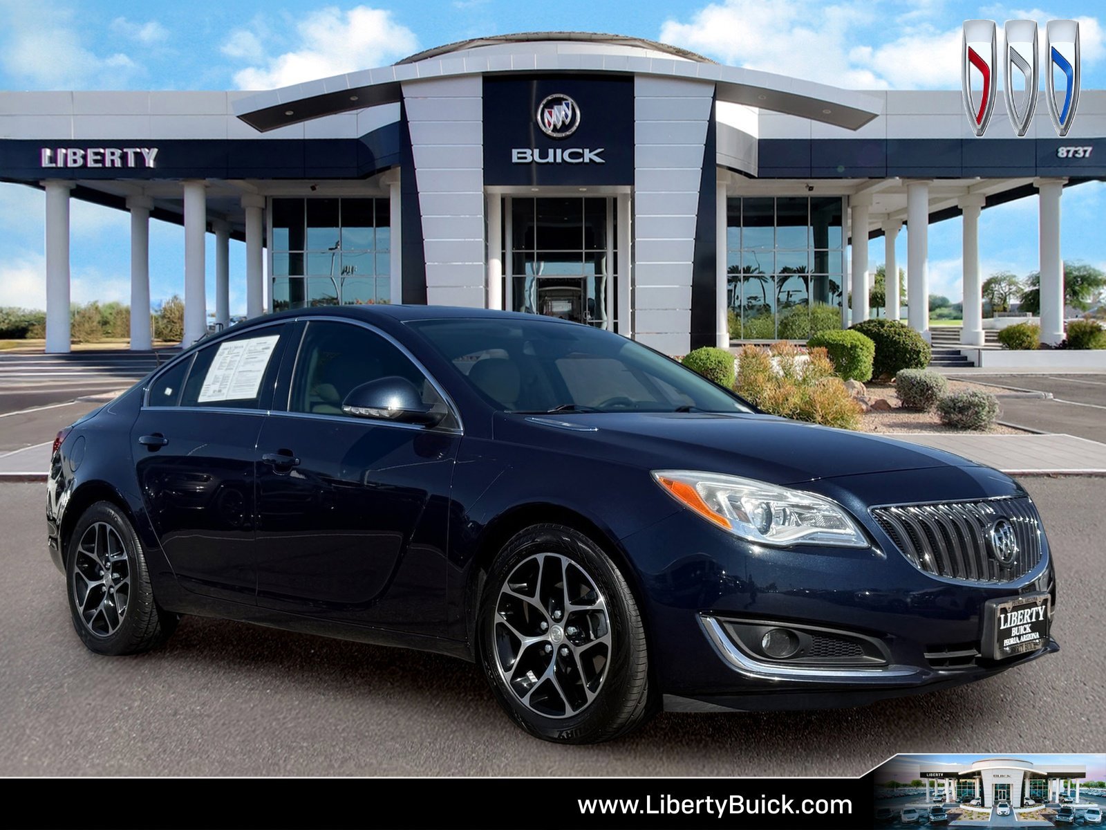 2017 Buick Regal Sport Touring's photo